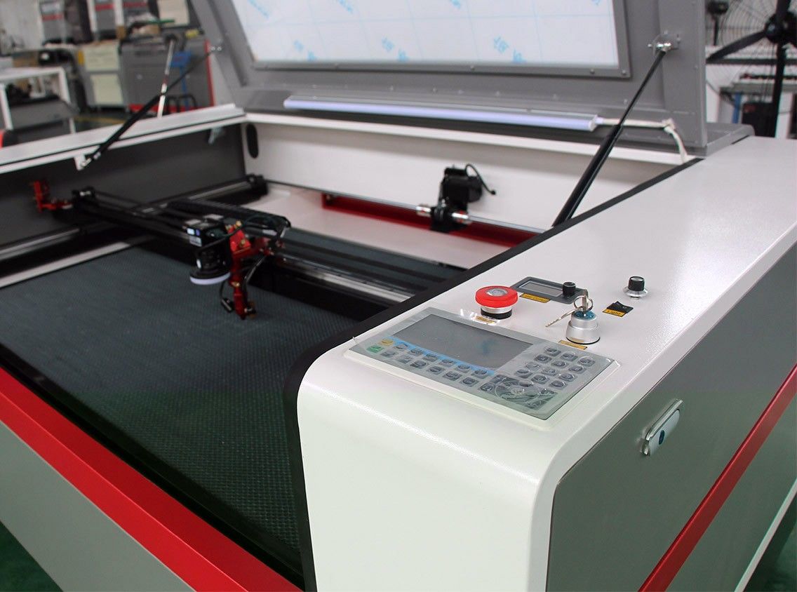 FLC1390 CCD laser cutting machine